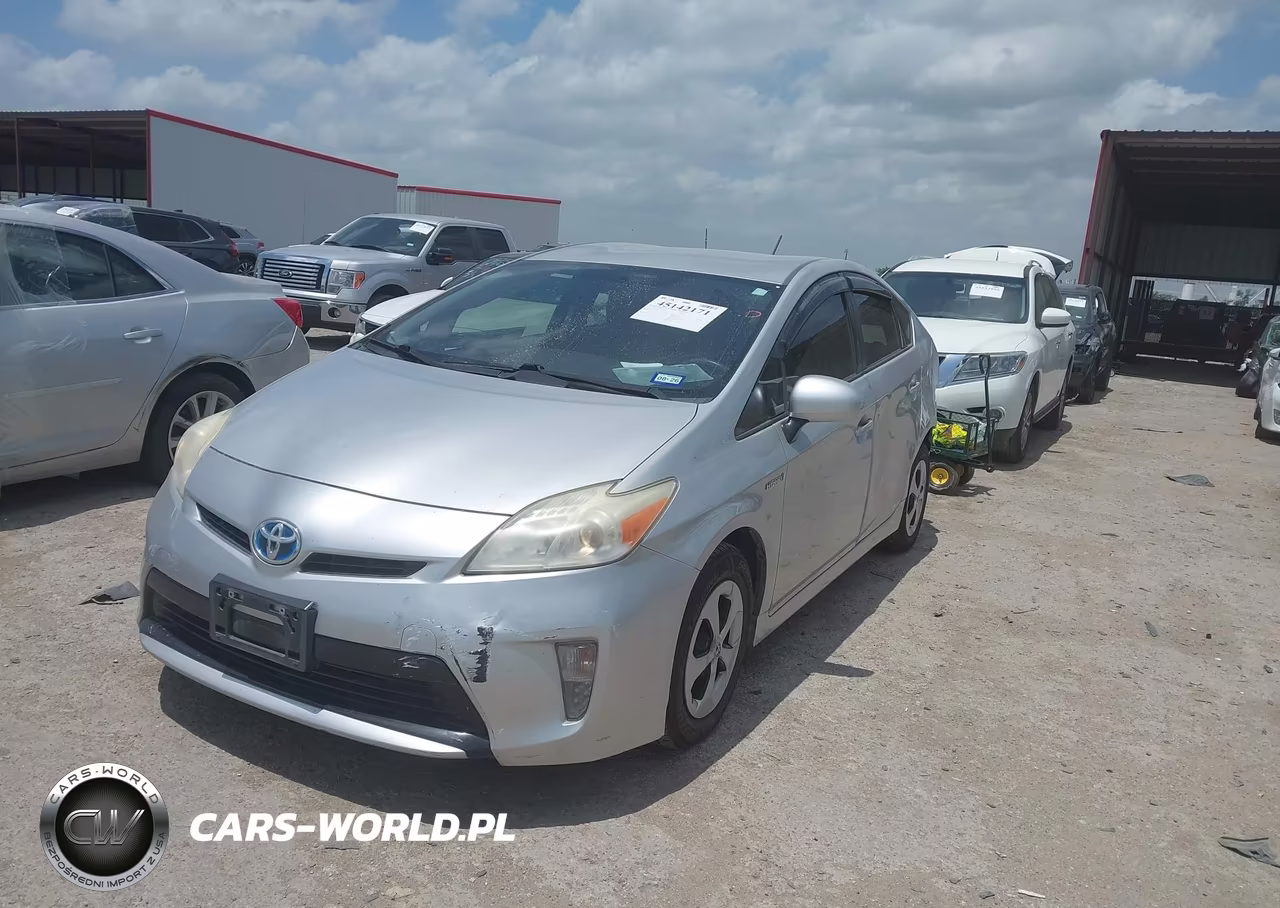 2013 Toyota Prius Two VIN:JTDKN3DU5D5627035 - 2