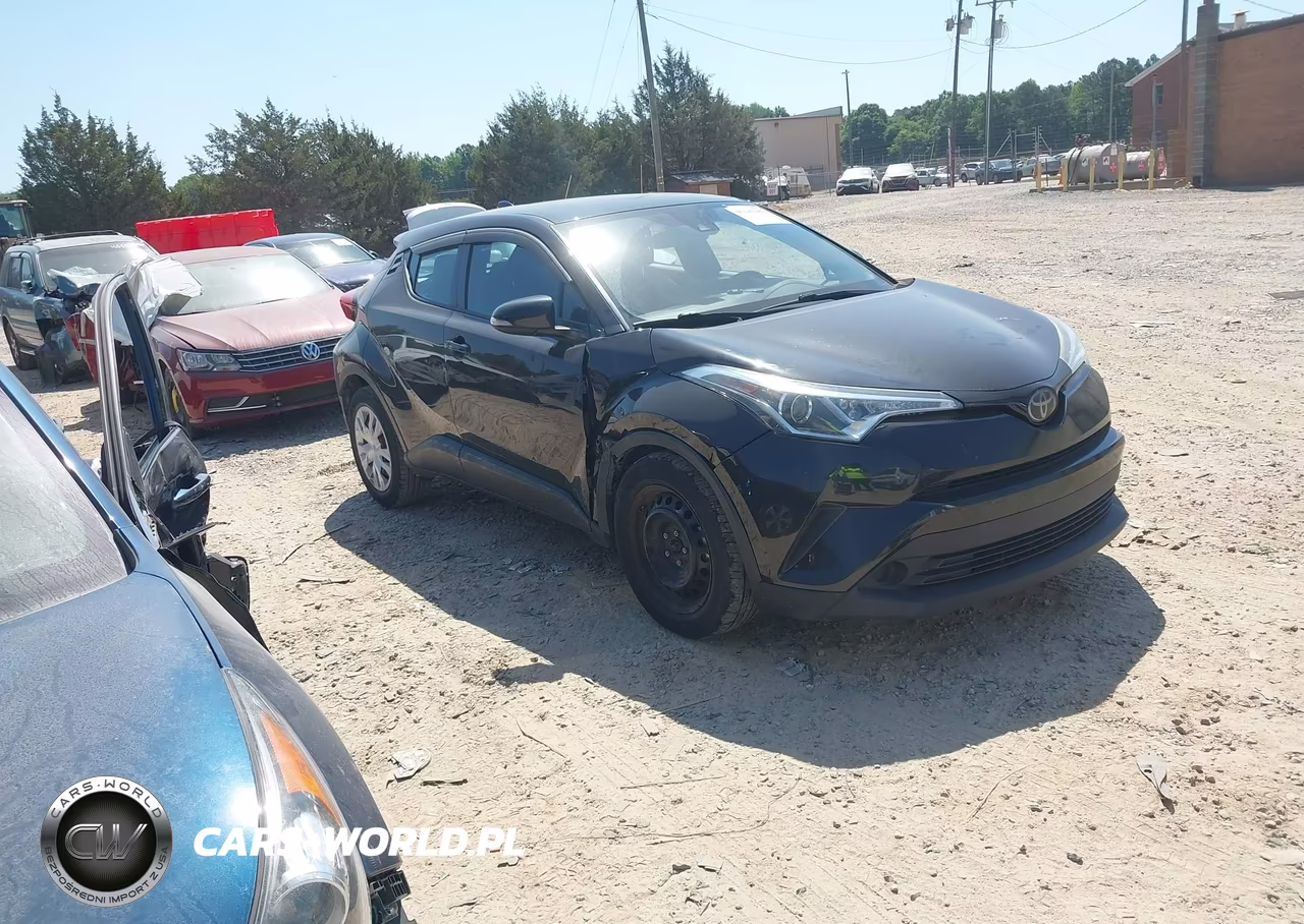 2019 Toyota C-Hr Le – zdjęcie 1 z 16