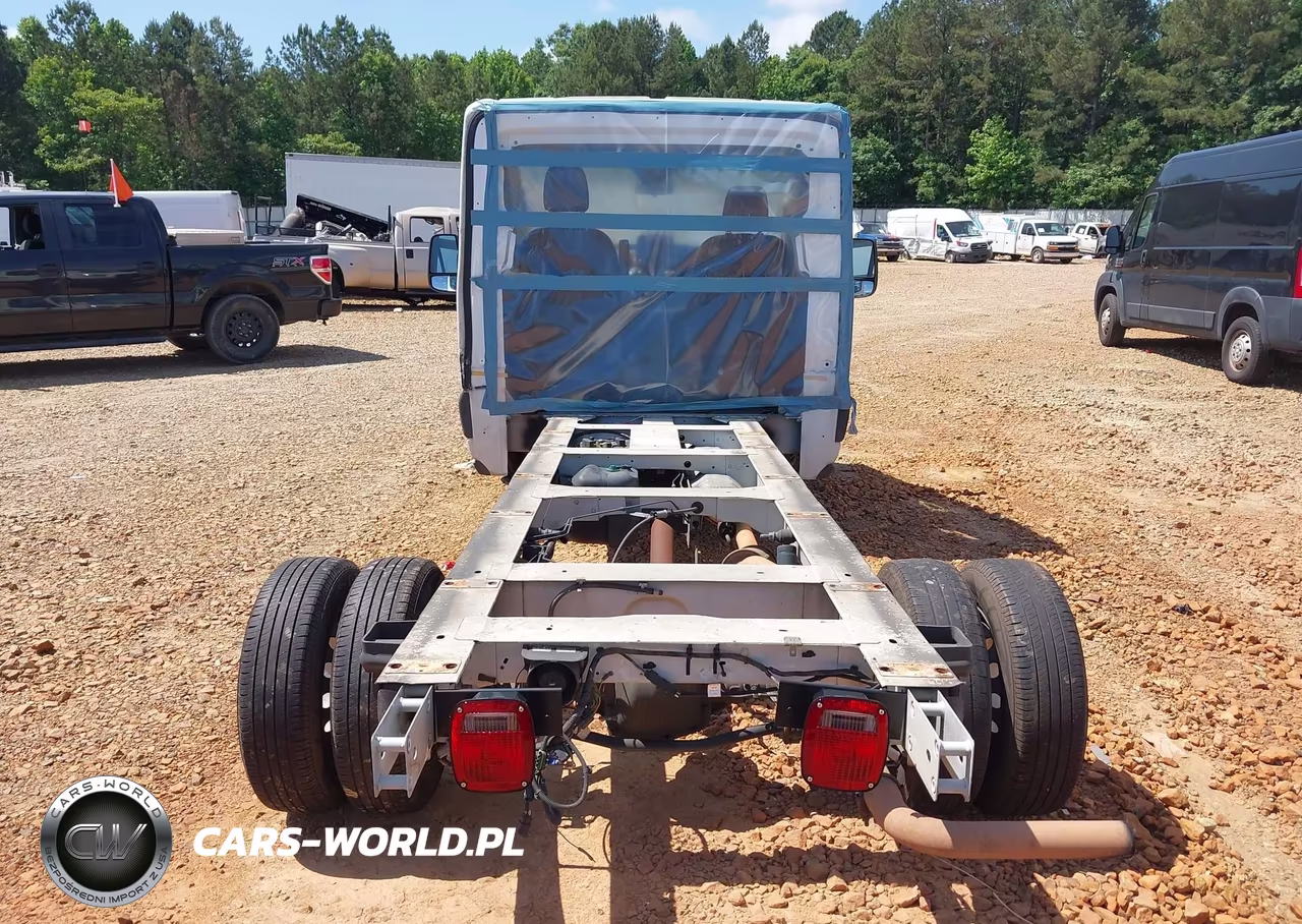 2020 Ford Transit-350 Cutaway VIN:1FDBF6PG0LKA77307 - 15