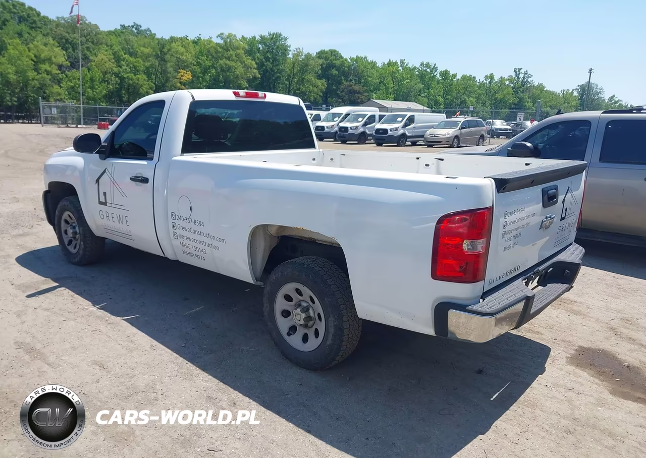 2007 Chevrolet Silverado 1500 Work Truck VIN:1GCEC14017E577906 - 3