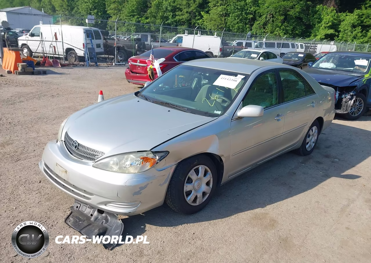 2002 Toyota Camry Le VIN:4T1BE32K32U504396 - 2