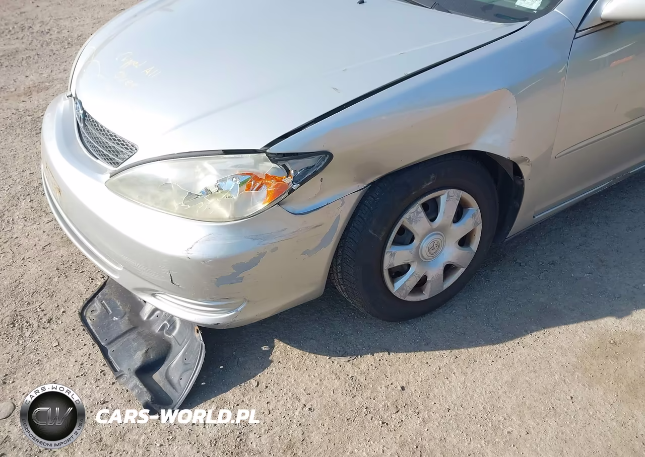 2002 Toyota Camry Le VIN:4T1BE32K32U504396 - 6