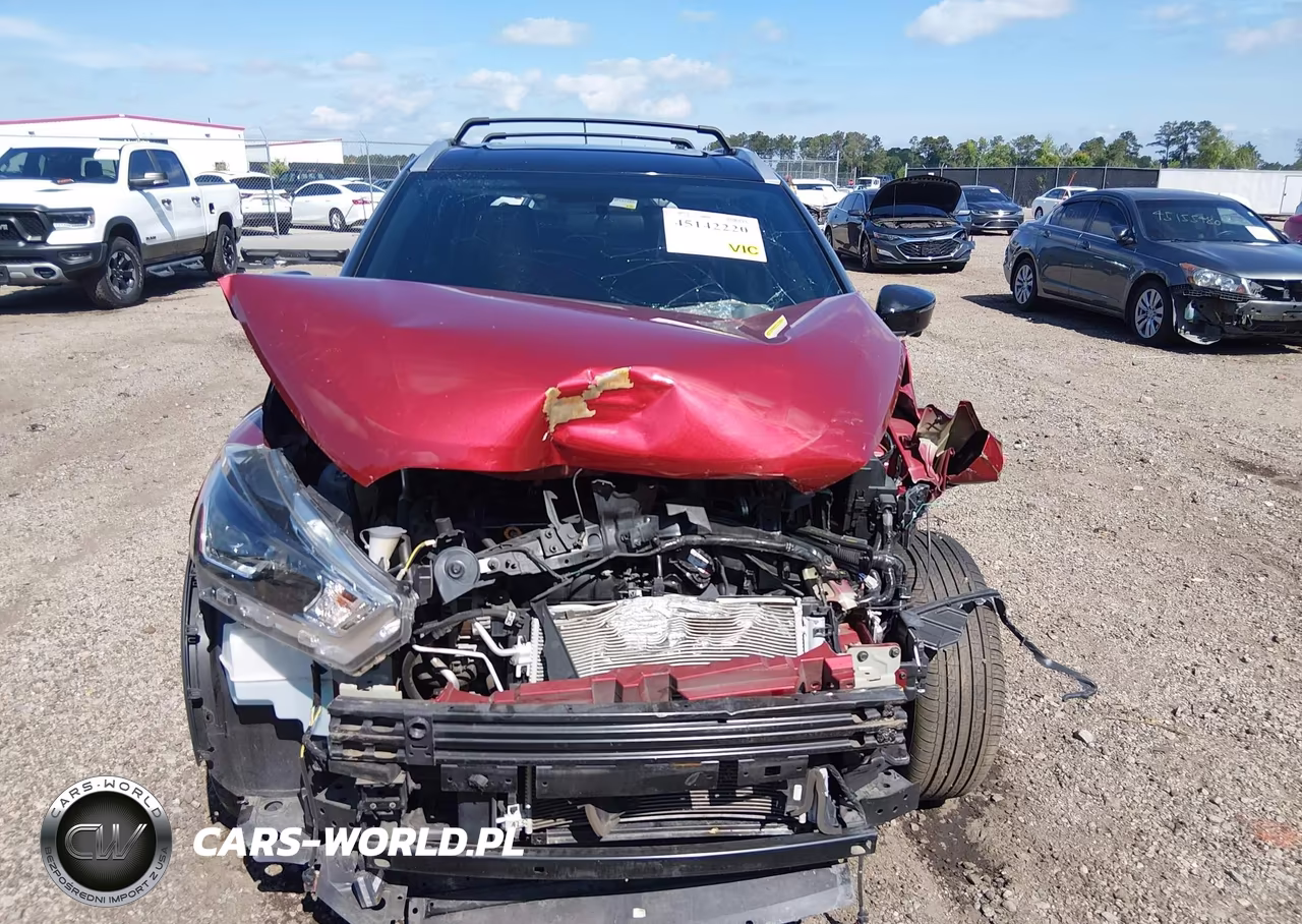2019 Nissan Kicks Sr VIN:3N1CP5CU3KL563864 - 13