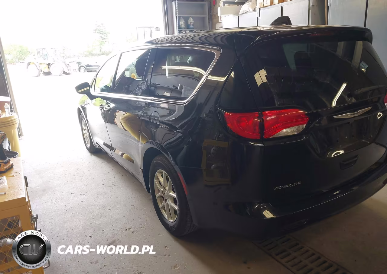 2020 Chrysler Voyager Lx VIN:2C4RC1CG9LR237612 - 3