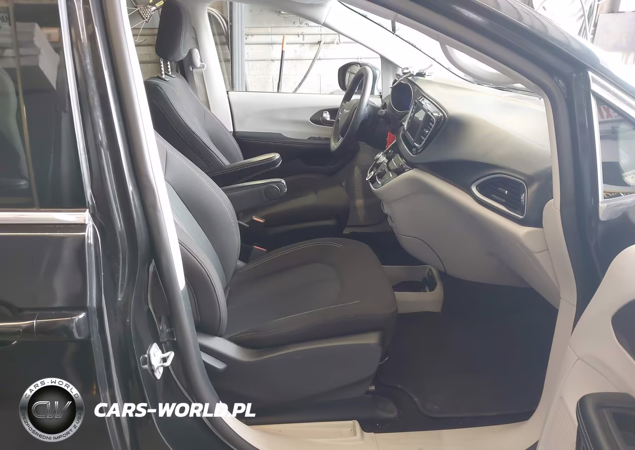 2020 Chrysler Voyager Lx VIN:2C4RC1CG9LR237612 - 5