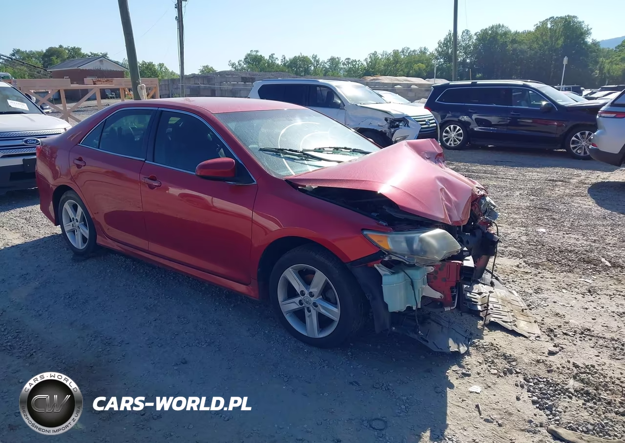 2012 Toyota Camry Se – zdjęcie 1 z 16