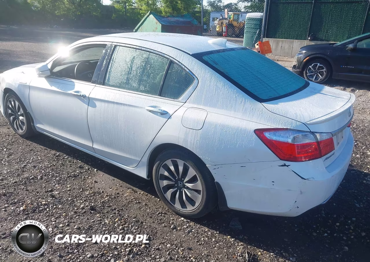 2014 Honda Accord Hybrid VIN:1HGCR6F30EA005449 - 3