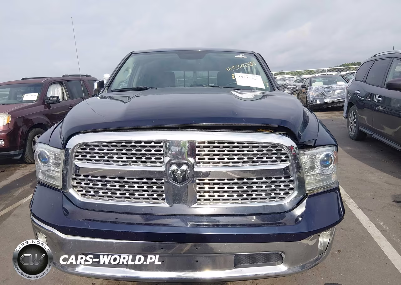 2016 Ram 1500 Laramie VIN:1C6RR7NG1GS285406 - 12