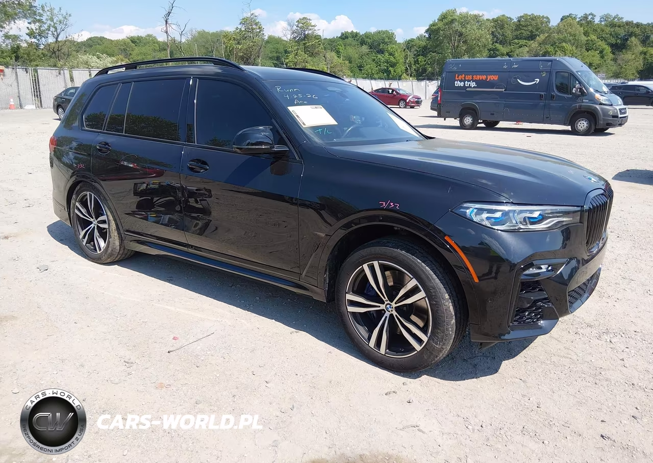 2022 BMW X7 M50I
