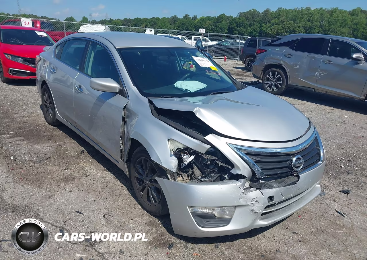 2015 Nissan Altima 2.5 S – zdjęcie 1 z 17