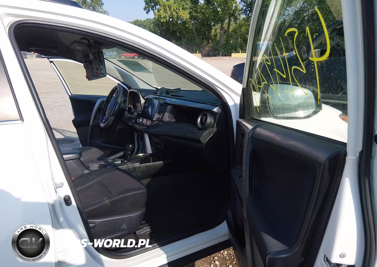 2014 Toyota Rav4 Le VIN:JTMZFREV7EJ021802 - 5