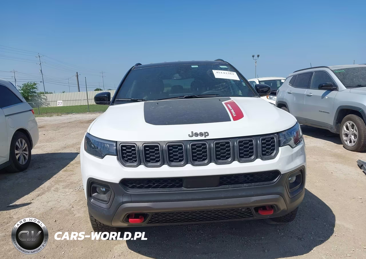 2025 Jeep Compass Trailhawk 4X4 VIN:3C4NJDDN0ST551115 - 12
