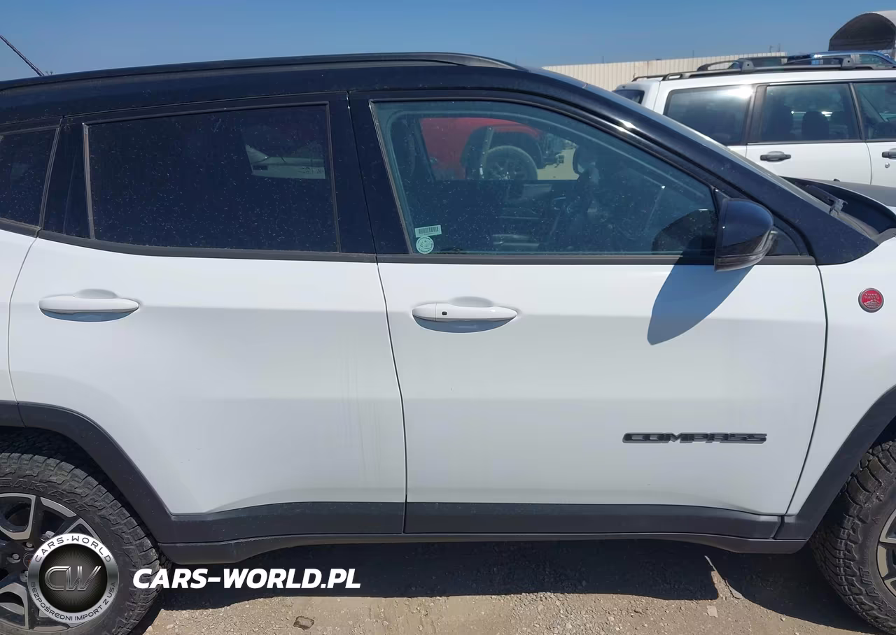 2025 Jeep Compass Trailhawk 4X4 VIN:3C4NJDDN0ST551115 - 13
