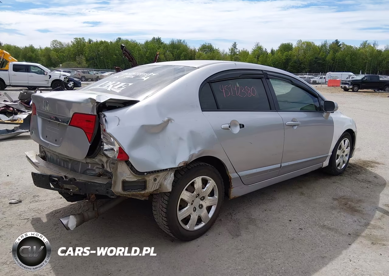 2009 Honda Civic Lx VIN:2HGFA15559H338330 - 4