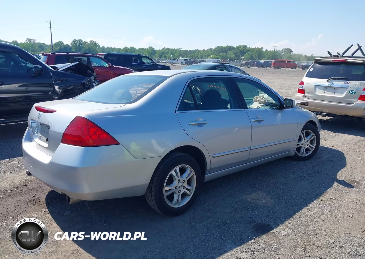 2007 Honda Accord 2.4 Ex VIN:1HGCM56717A104909 - 4