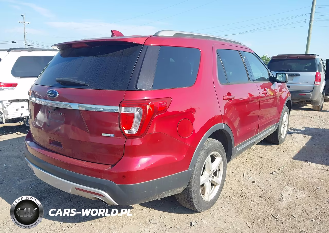 2016 Ford Explorer Xlt VIN:1FM5K8D86GGC05835 - 4