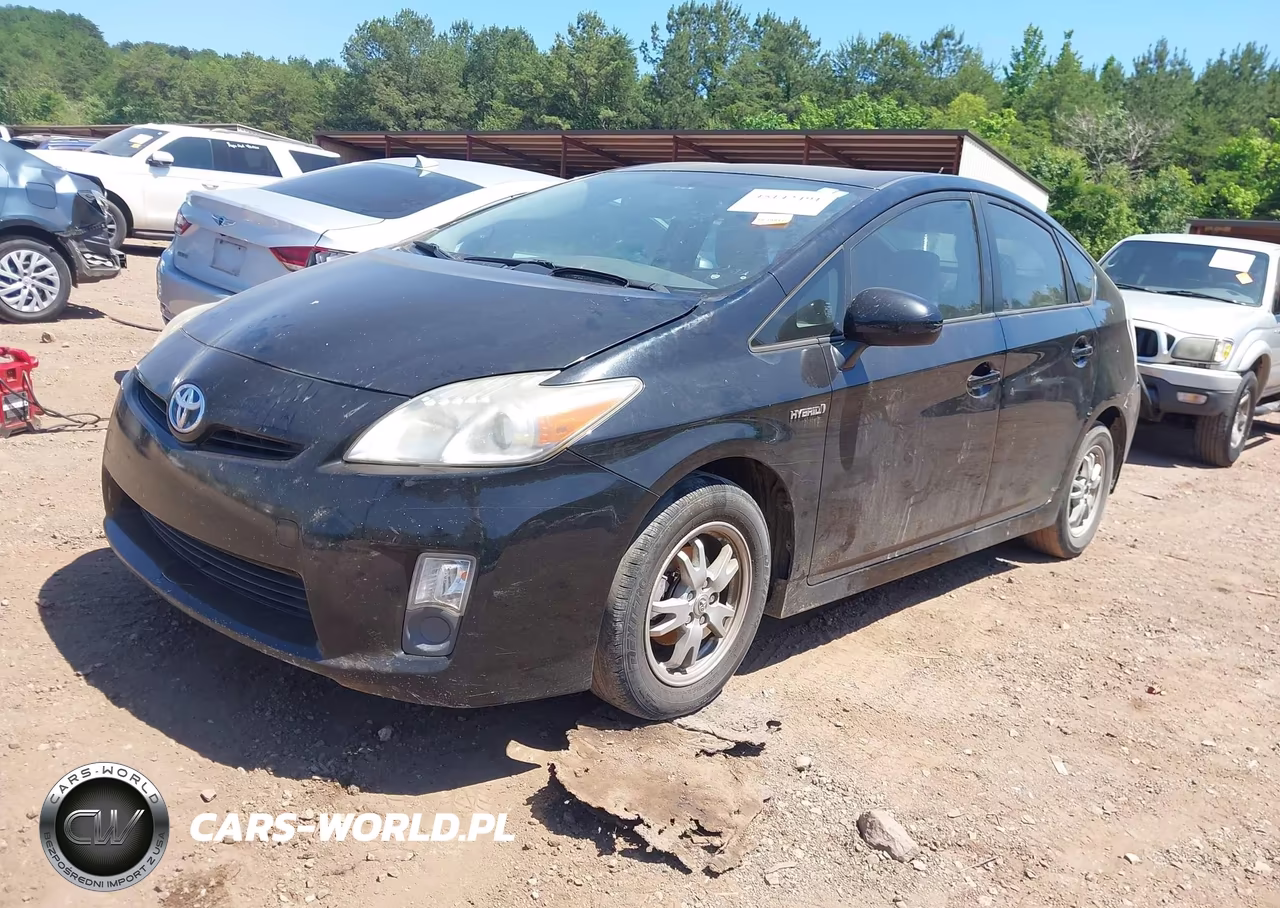2011 Toyota Prius Three VIN:JTDKN3DU6B0318605 - 2