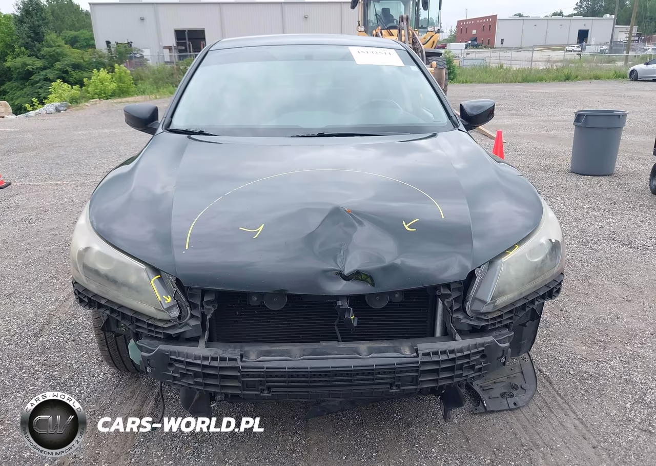 2014 Honda Accord Sport VIN:1HGCR2F50EA057979 - 13