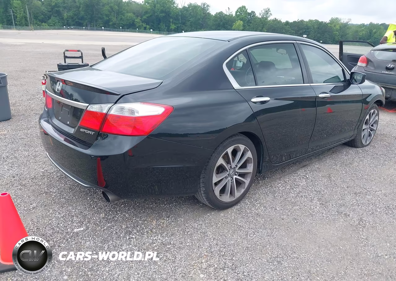 2014 Honda Accord Sport VIN:1HGCR2F50EA057979 - 4