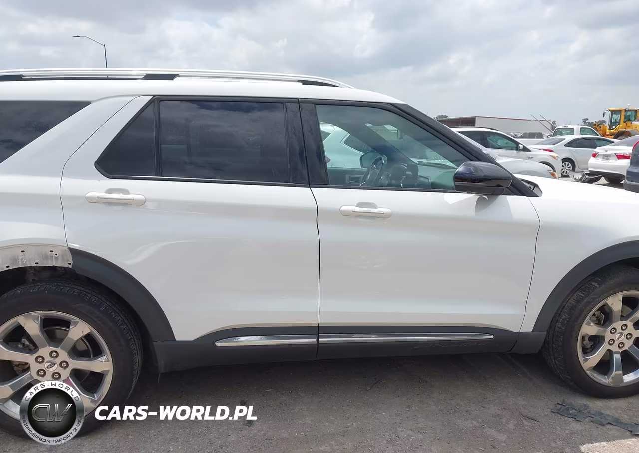 2020 Ford Explorer Platinum VIN:1FM5K8HC9LGB14728 - 13