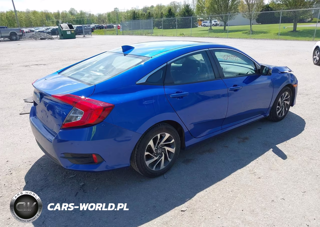 2017 Honda Civic Ex VIN:19XFC2F72HE206747 - 4