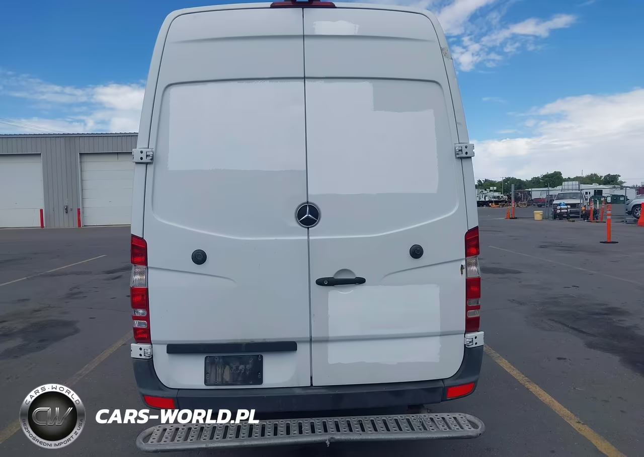 2016 Mercedes-Benz Sprinter 2500 High Roof VIN:WD3PE8DD9GP360438 - 17