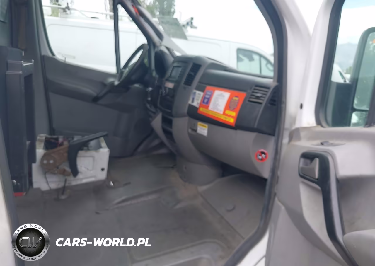 2016 Mercedes-Benz Sprinter 2500 High Roof VIN:WD3PE8DD9GP360438 - 5