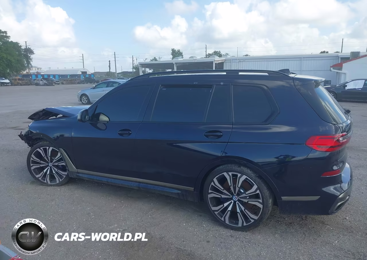 2020 BMW X7 M50I VIN:5UXCX6C0XL9B23412 - 13