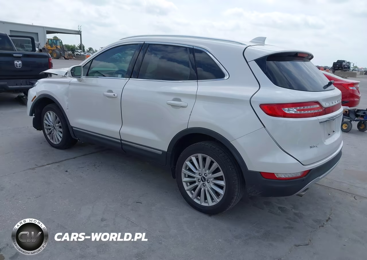 2019 Lincoln Mkc Standard VIN:5LMCJ1C96KUL12144 - 3