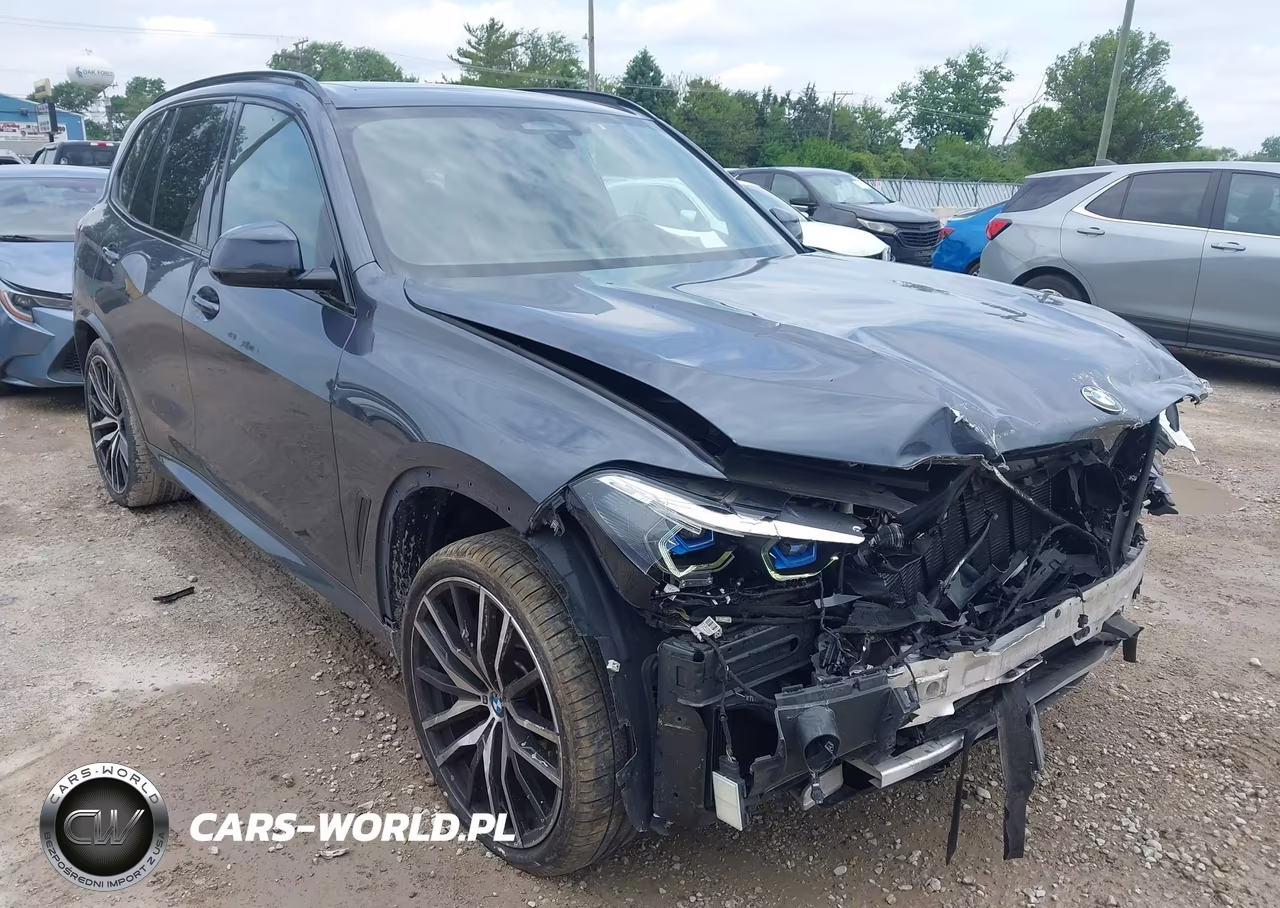 2020 BMW X5 M50I – zdjęcie 1 z 17