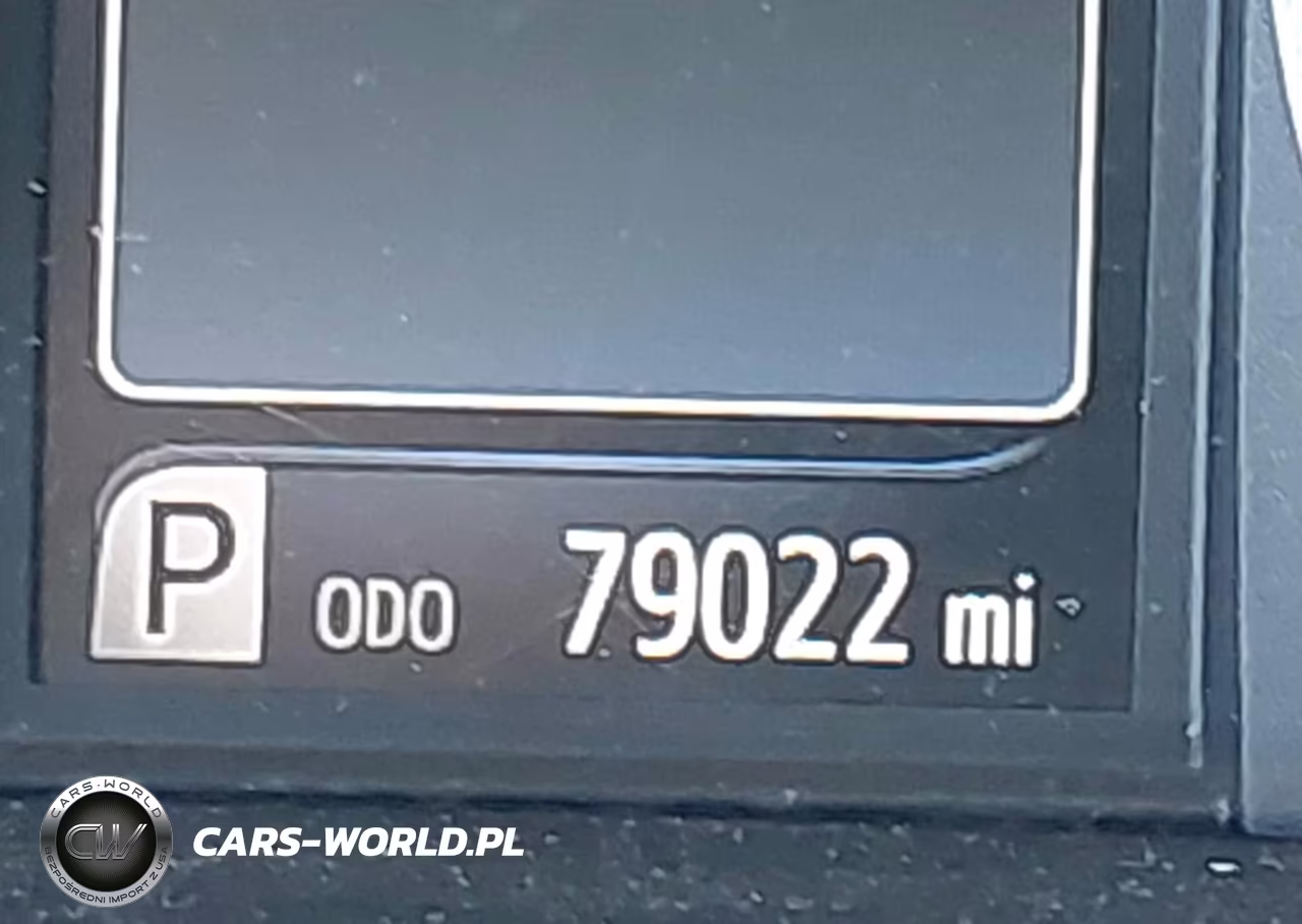 2018 Toyota Sienna Le 7 Passenger VIN:5TDJZ3DC3JS202605 - 15