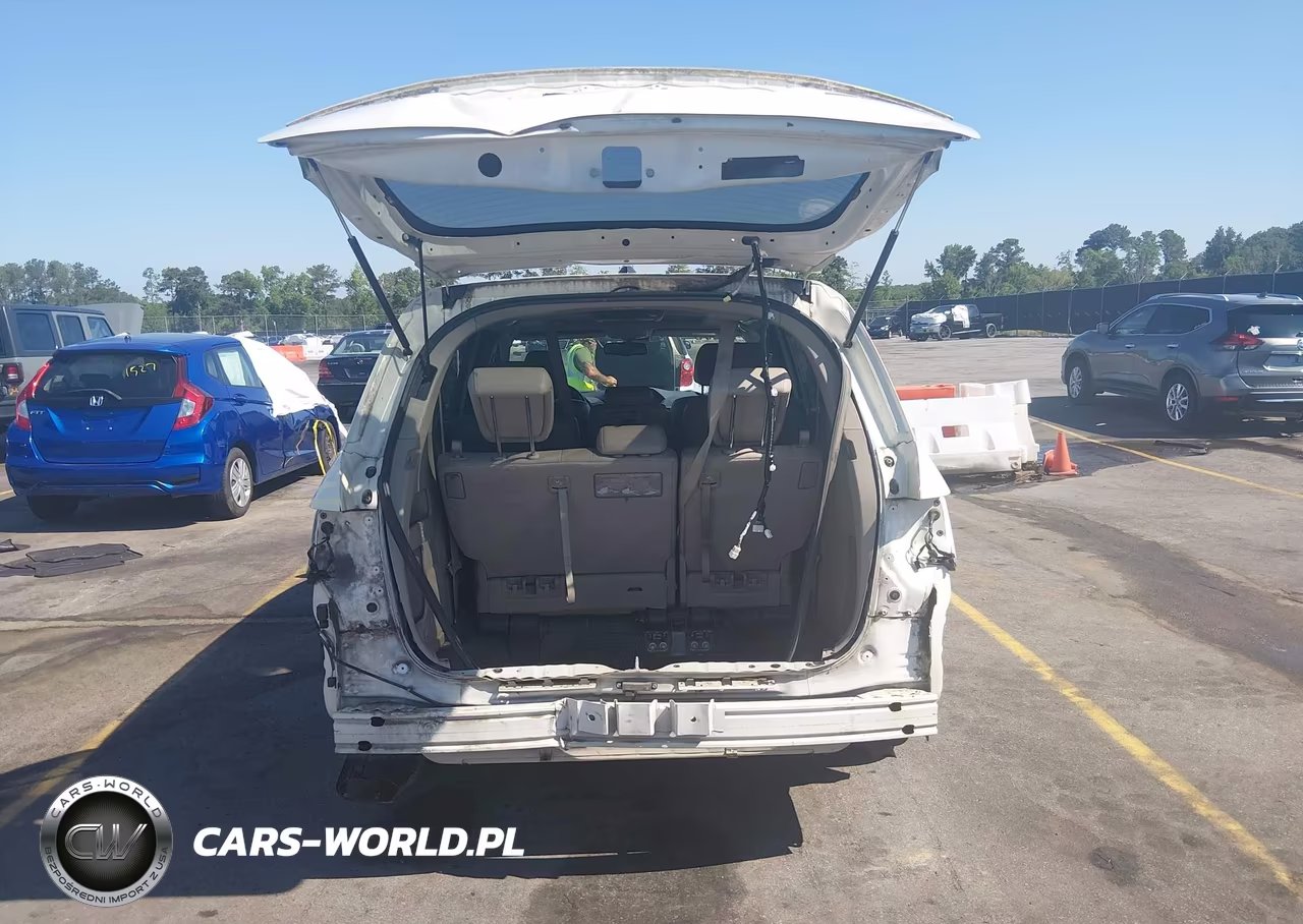 2015 Honda Odyssey Touring-Touring Elite VIN:5FNRL5H91FB067294 - 16