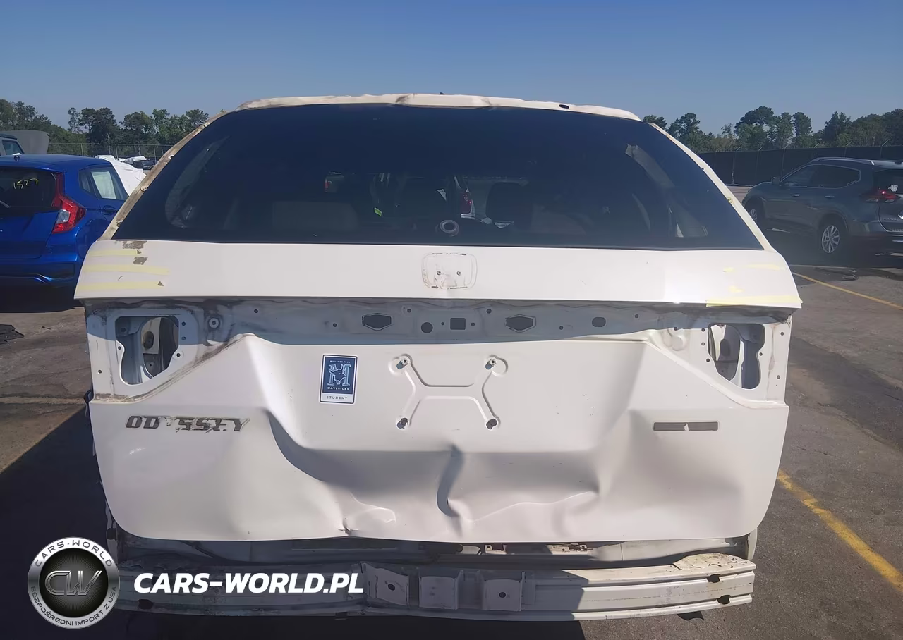 2015 Honda Odyssey Touring-Touring Elite VIN:5FNRL5H91FB067294 - 6