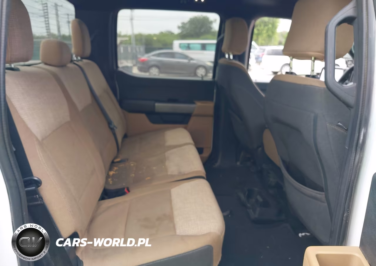 2023 Ford F-150 Xlt VIN:1FTFW1E86PFC77160 - 8
