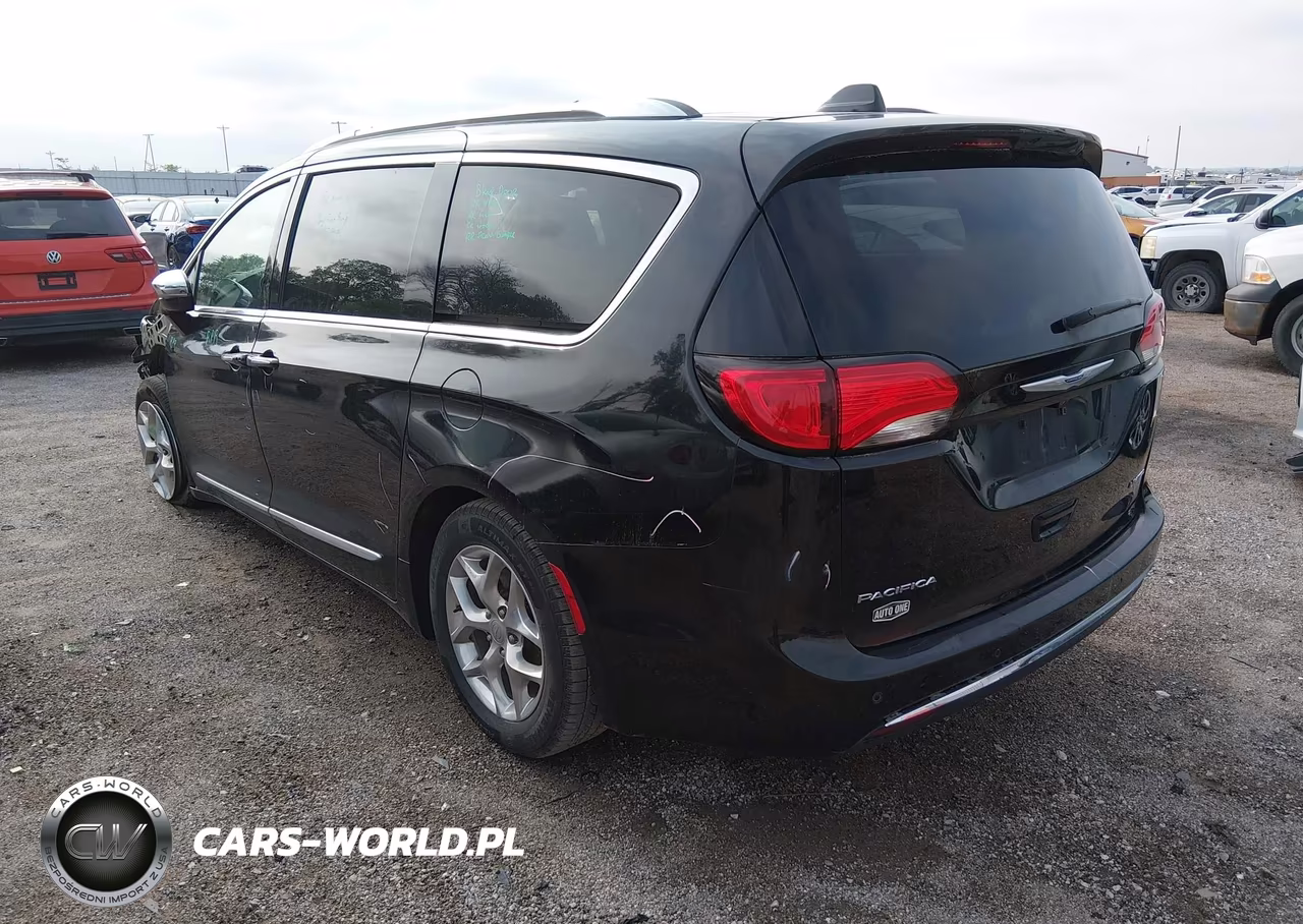 2020 Chrysler Pacifica Limited VIN:2C4RC1GG0LR258701 - 3