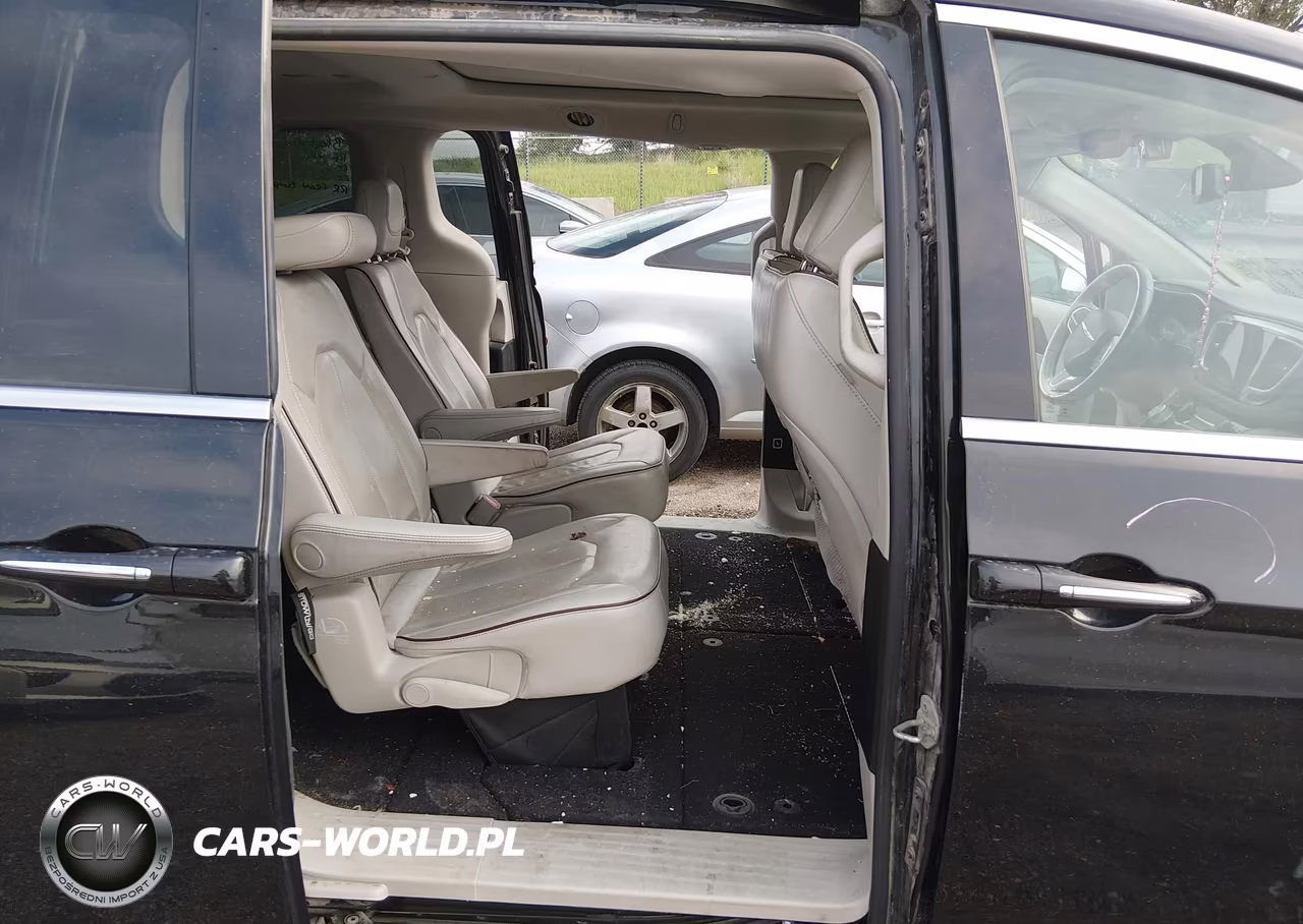 2020 Chrysler Pacifica Limited VIN:2C4RC1GG0LR258701 - 8