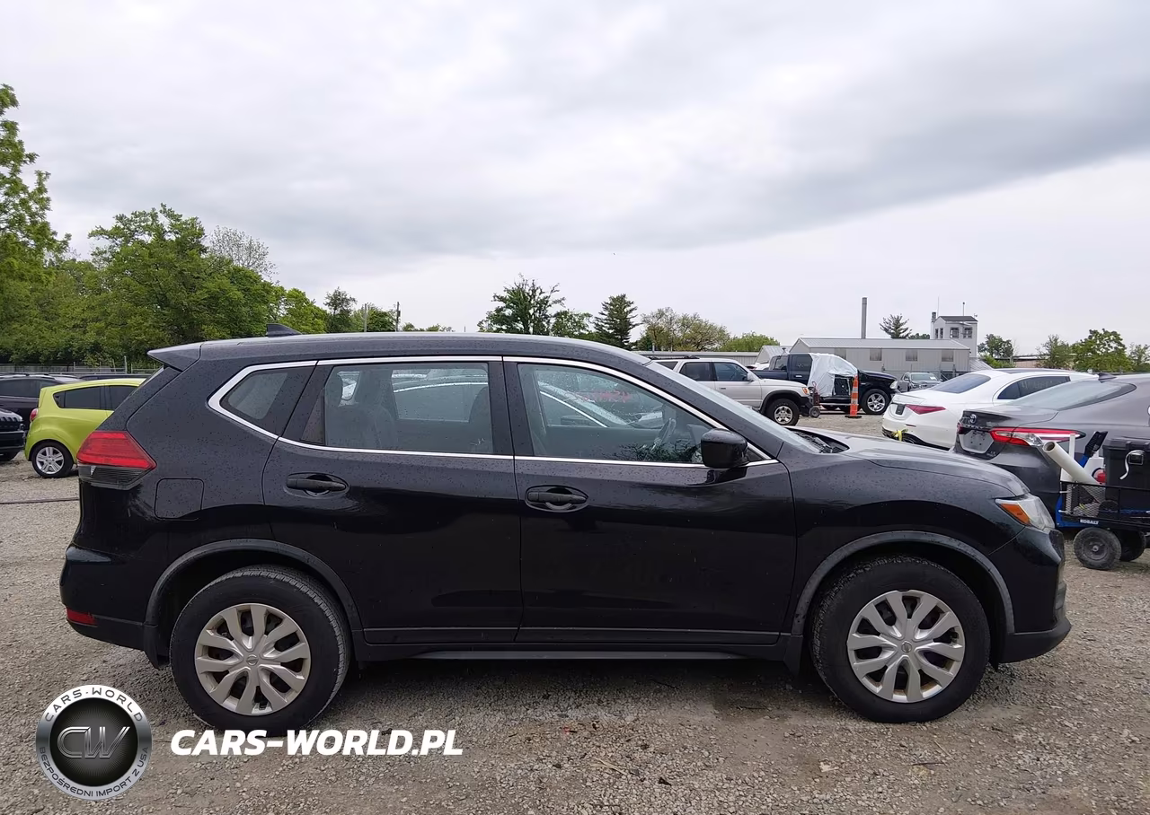 2017 Nissan Rogue S VIN:JN8AT2MV2HW276013 - 13