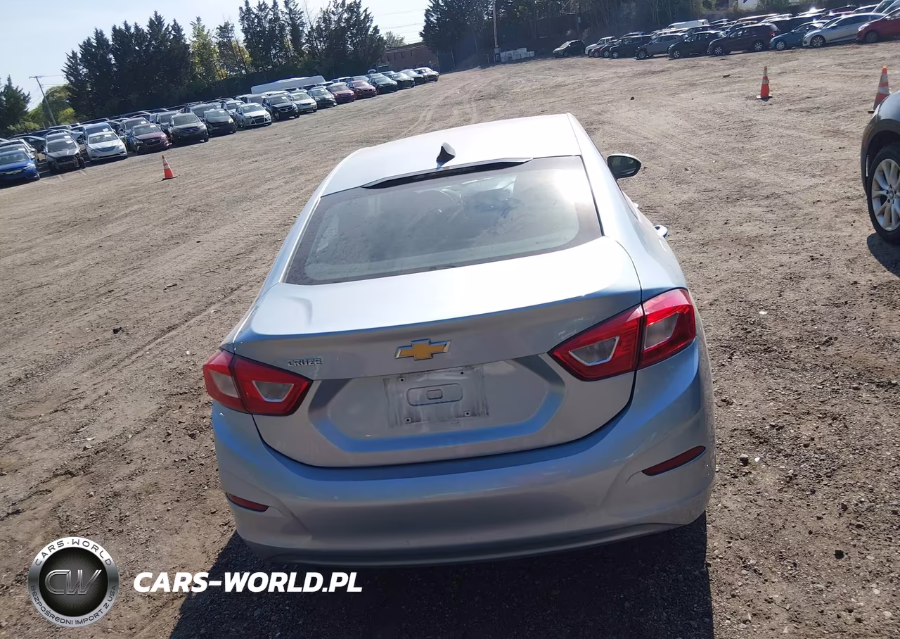 2018 Chevrolet Cruze Ls Auto VIN:1G1BC5SM2J7113334 - 16