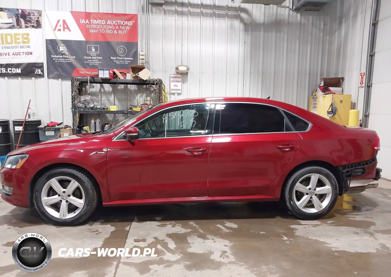 2015 Volkswagen Passat 1.8T Limited Edition VIN:1VWAT7A39FC120929 - 14