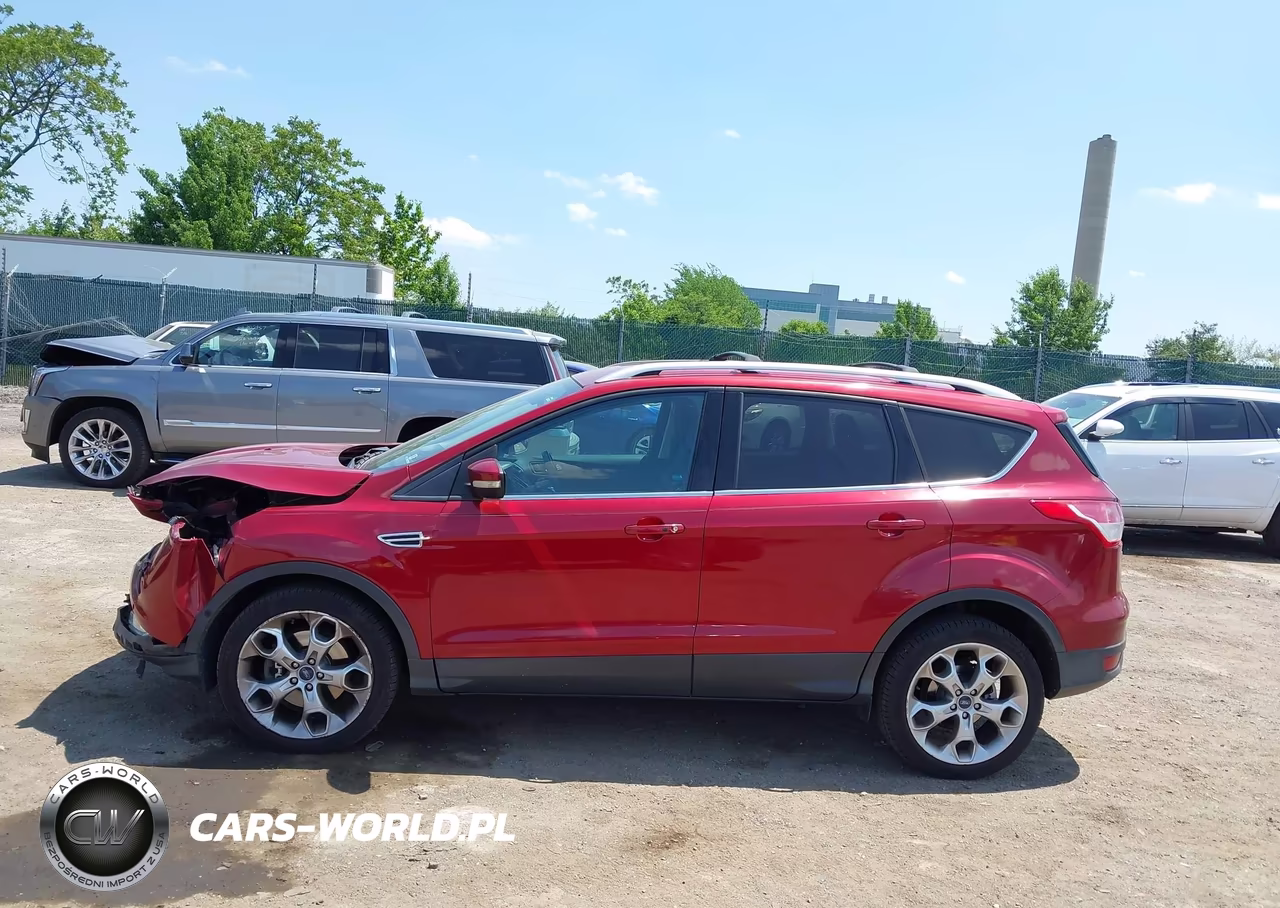2013 Ford Escape Titanium VIN:1FMCU0J90DUC75439 - 15