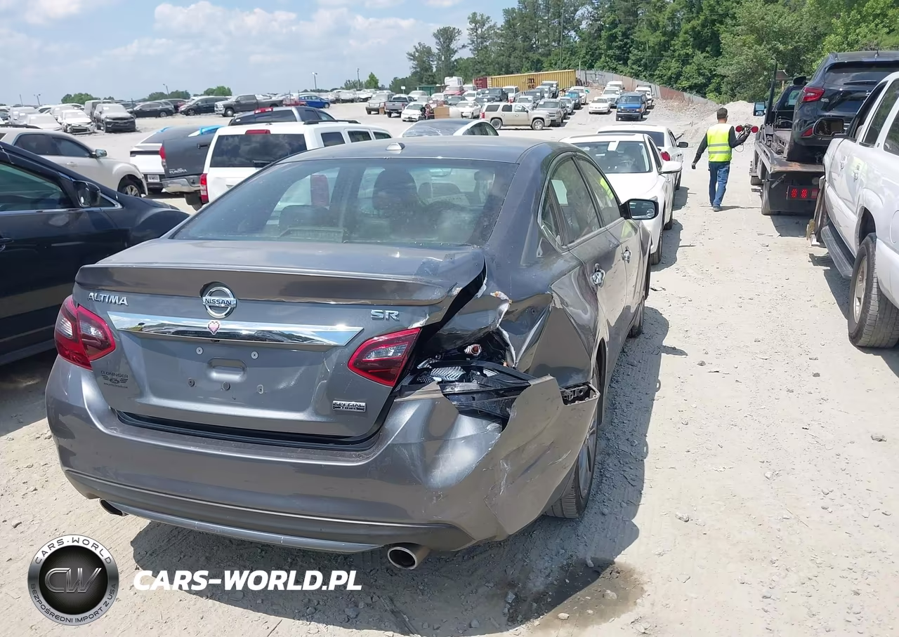 2018 Nissan Altima 2.5 Sr VIN:1N4AL3AP3JC144978 - 4