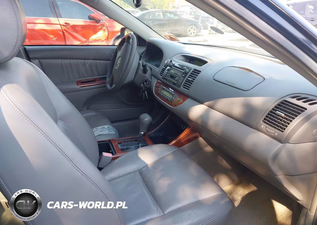 2002 Toyota Camry Xle VIN:4T1BE30K02U610498 - 5