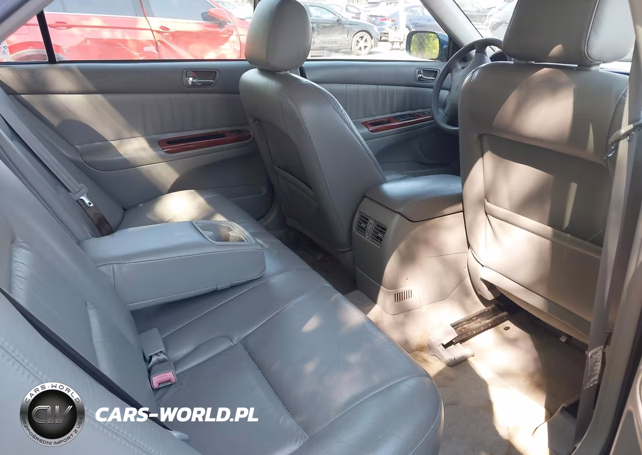 2002 Toyota Camry Xle VIN:4T1BE30K02U610498 - 8