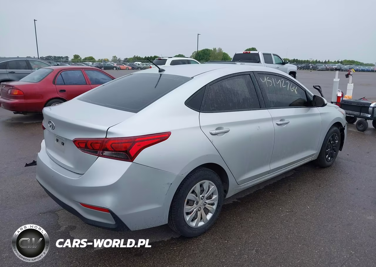 2018 Hyundai Accent Se VIN:3KPC24A33JE026317 - 4