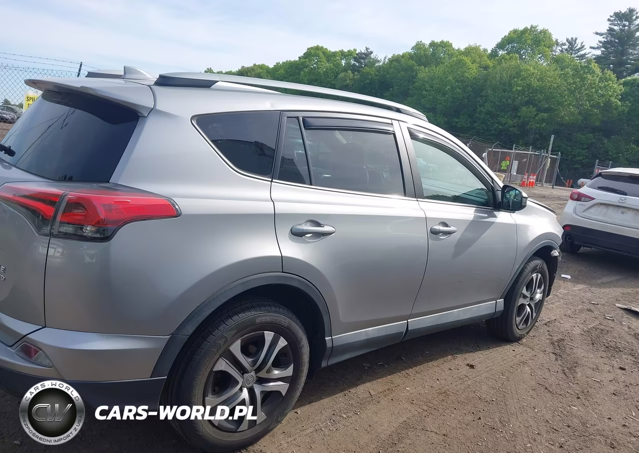 2017 Toyota Rav4 Le VIN:2T3BFREV3HW583929 - 14
