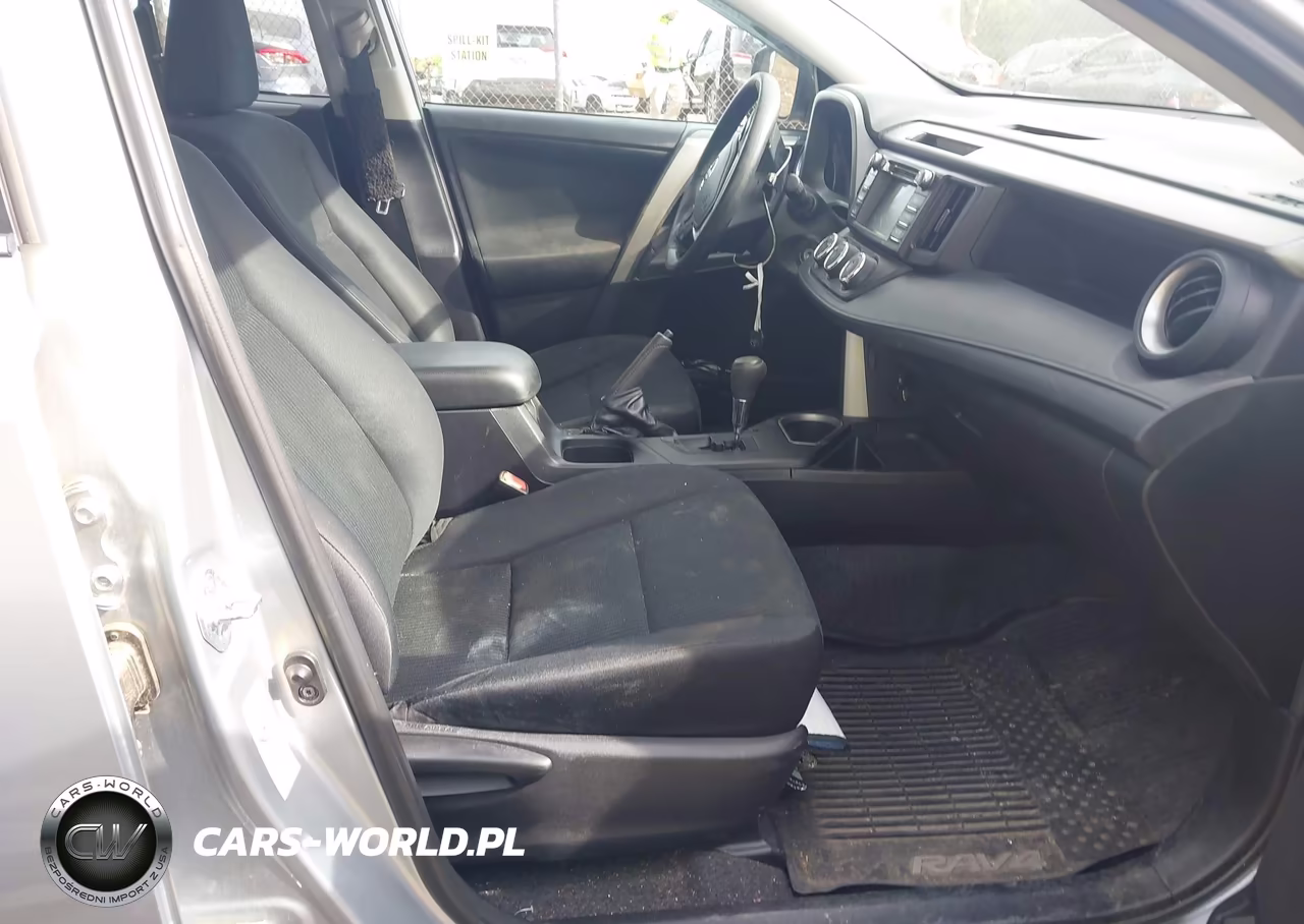 2017 Toyota Rav4 Le VIN:2T3BFREV3HW583929 - 5