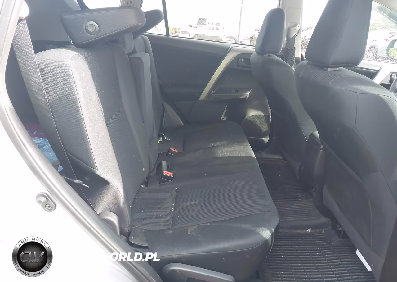 2017 Toyota Rav4 Le VIN:2T3BFREV3HW583929 - 8
