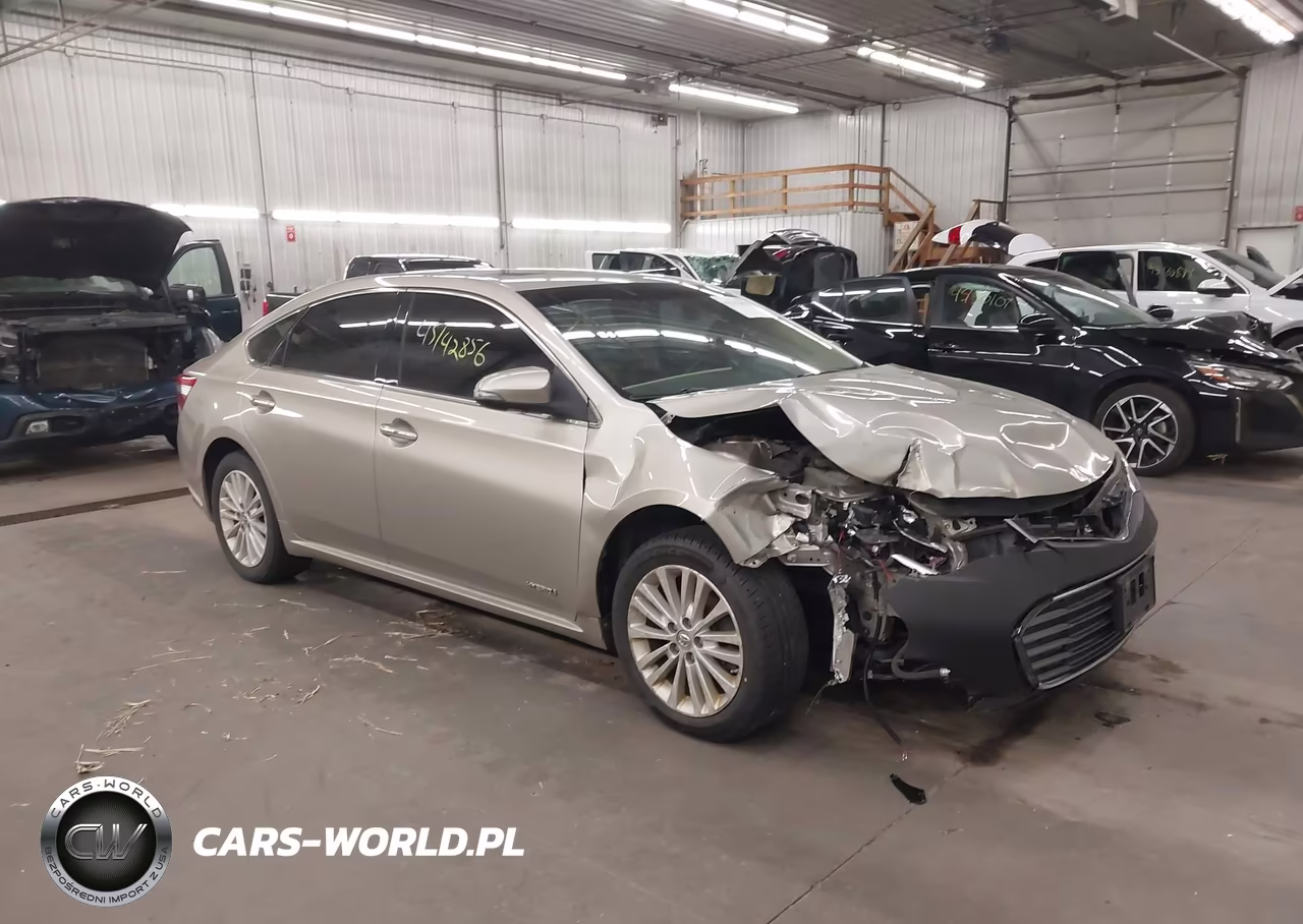 2013 Toyota Avalon Hybrid Limited – zdjęcie 1 z 17