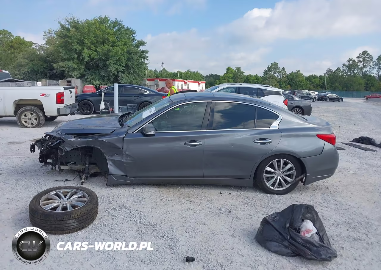 2015 Infiniti Q50 Premium VIN:JN1BV7AP7FM340216 - 15