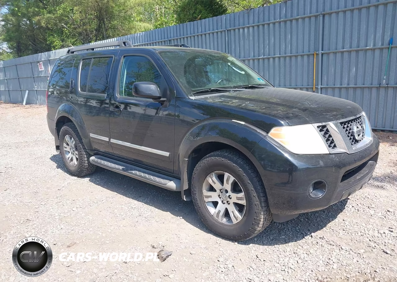 2011 Nissan Pathfinder Silver